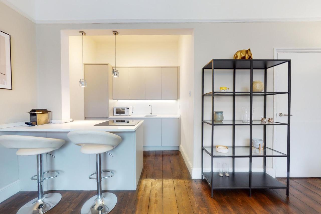 Super 1 Bedroom Flat In Hendon Near Middlesex University With Private Parking Dış mekan fotoğraf